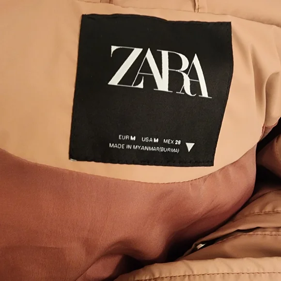 Zara Women's Light Pink Puffer Coat - Picture 3 of 3